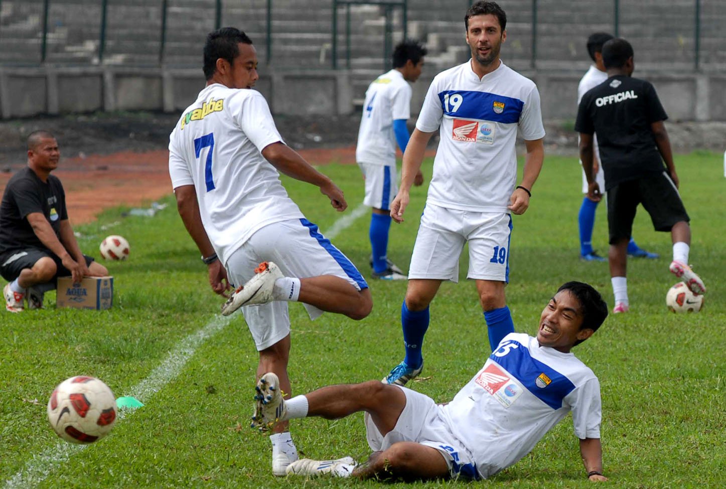  FOTO: Persib siap jamu dua tim asal Kaltim