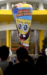  Replika ice cone tertinggi pecahkan rekor di Ciwalk besok
