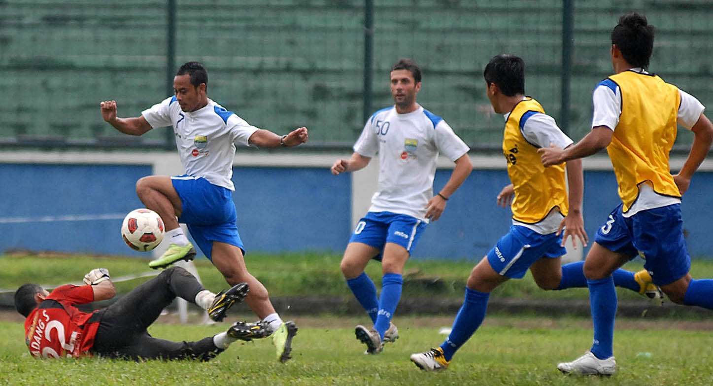  FOTO: Persib tolak tantangan Selangor FC