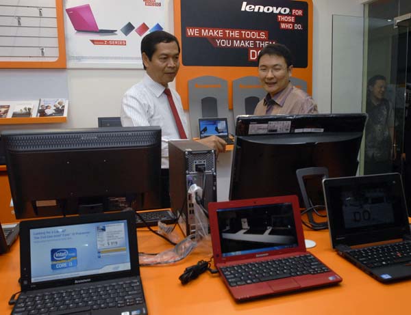  FOTO: Lenovo buka gerai di kampus IM Telkom