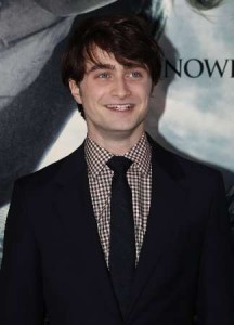  Daniel Radcliffe kalahkan Robert Pattinson sebagai selebritis terkaya di Inggris