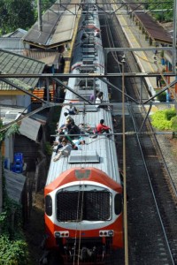  KRL Mania ragukan uji coba loop line Commuter Jabodetabek