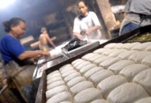  Peternak kambing gunakan ampas tahu di Cirebon