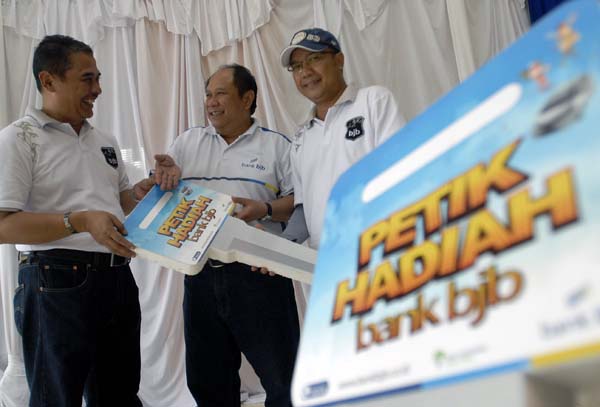  FOTO: Petik Hadiah Bank BJB 2011 putaran ketiga