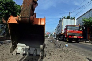  Biaya logistik Jabar salah satu yang termahal di Indonesia