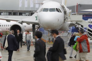  Bandara Adisutjipto Yogya kembali normal 