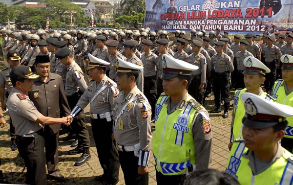  FOTO: Polda terjunkan 12.496 personel amankan tahun baru