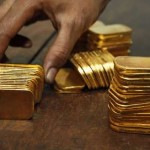  Harga emas turun lagi Rp1.000/gram