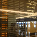  BURSA HARI INI: IHSG menguat 0,41% ke level 3.923,3