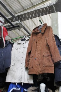  Yuk, berburu jaket musim dingin ala Korea di Gedebage