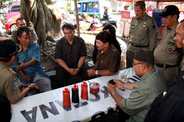  FOTO: Pemkot Bandung didesak lakukan Zonasi PKL 