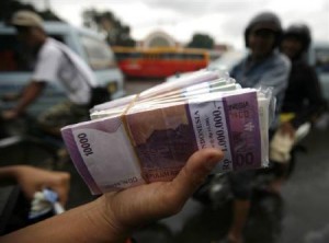  Fitch: Ekonomi RI 2012 melambat ke 6%