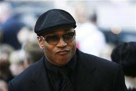  LL Cool J akan pandu Grammy Awards