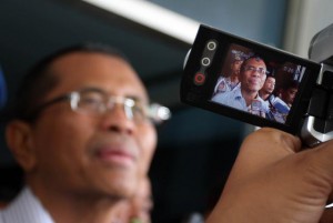  PROYEK LISTRIK: Dahlan yakin elektrifikasi 10.000 MW tepat waktu 
