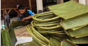  Kerajinan pandan Kab. Tasikmalaya pada 2010 cetak Rp151 miliar