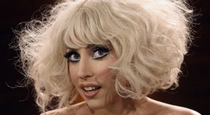  Lady Gaga bantu Sang Ayah buka restoran Italia