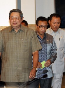  KISRUH DEMOKRAT: SBY copot Amir Syamsuddin 