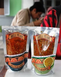  KULINER BANDUNG: Sambal Hell Yeah! Pedas dan panas seperti neraka!