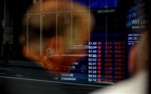  SUSPENSI SAHAM: Dilakukan pada perdagangan 2 emiten