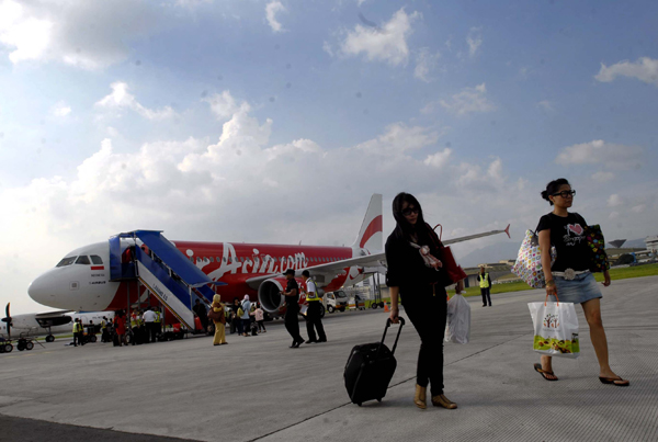  FOTO: AirAsia Indonesia buka rute perdana penerbangan baru Bandung-Surabaya