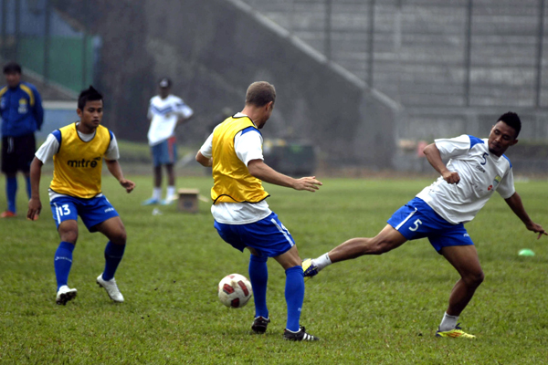  FOTO: Jelang tur Papua Persib fokus pembenahan fisik