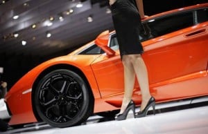  MOBIL MEWAH: Perempuan-perempuan LAMBORGHINI 