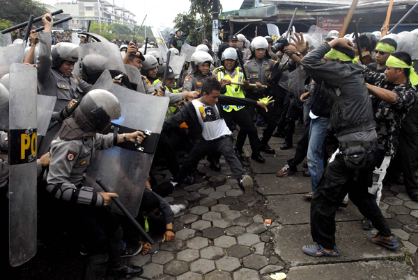  FOTO: Eksekusi pasar di Antapani ricuh