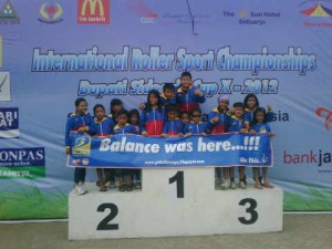  KOMUNITAS: Atlet sepatu roda Bandung memukau di Piala Bupati Sidoarjo