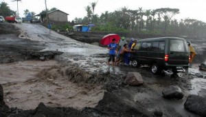  Pantura Probolinggo lumpuh diterjang lahar dingin Bromo 