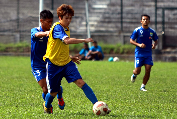  FOTO: Persib batal rekrut dua pemain Korea Selatan