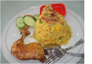  KULINER BANDUNG: Nasi goreng kampung, ndeso tapi uenak tenan! 