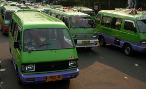  TRANSPORTASI: 40% Angkot di Kota Bogor sudah tua