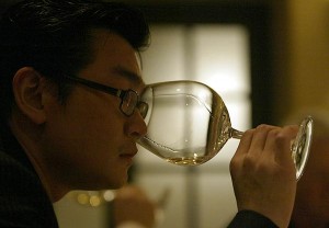  FBI tangkap WNI karena diduga jual wine pulsa