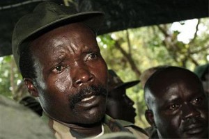  JOSEPH KONY, buron yang mendadak terkenal sejagat maya