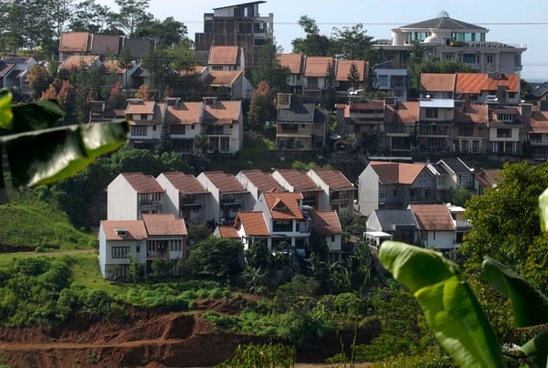  FOTO: Pemasaran rumah melesu