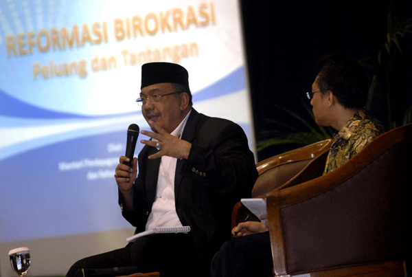  FOTO: Menteri PAN dan Reformasi Birokrasi Azwar Abubakar berikan kuliah umum di ITB