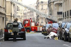  KABAR NASIONAL (22/3): Bom meledak di depan KBRI Paris
