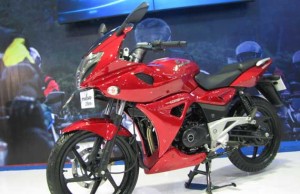  OTOMOTIF: Bajaj targetkan penjualan naik 30% di Jabar