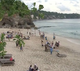  Kawasan Pantai Kuta hening saat Nyepi
