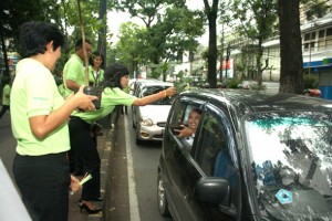  HOTEL BANDUNG: Holiday Inn Bandung dukung Earth Hour