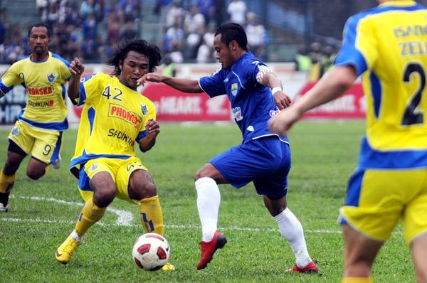  FOTO: Atep bawa Persib unggul 1-0 atas Gresik