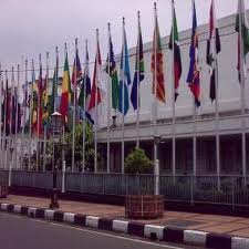  106 Bendera negara Asia Afrika dikibarkan di Gedung Merdeka