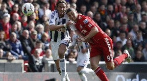  LIGA INGGRIS: Gol tunggal Peter Odemwingie kalahkan Liverpool di kandang sendiri 