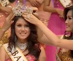  MISS INDONESIA 2012: Ines Putri dari Bali sabet mahkota