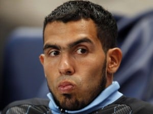  MANCHESTER CITY: Carlitos ingin bertahan di klub