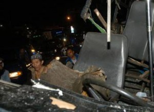  Duh! Bus terbakar, 14 orang tewas 