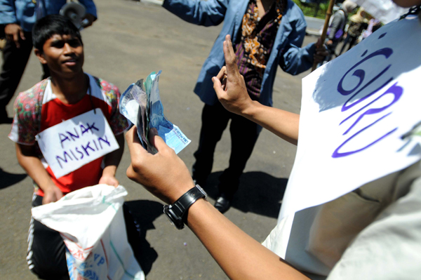  FOTO: Peringati Hardiknas, mahasiswa demo tuntut pendidikan gratis