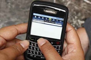  FACEBOOK MESSENGER: Chat tatap muka, lebih mudah dari BBM