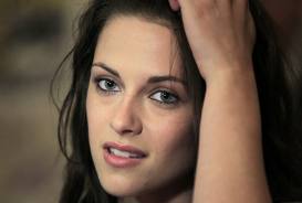  Kristen Stewart cedera karena "Breaking Dawn"