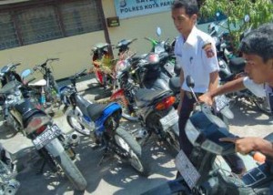  Polsek Cimahi Selatan amankan 17 motor hasil curian